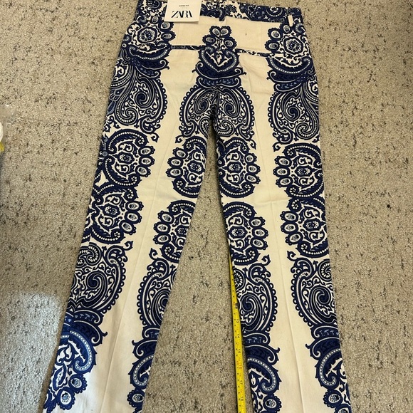 Zara size 2 NWT wild paisley pattern chino pants- super fun - Picture 14 of 14